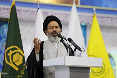 ممثّل قائد الثورة في شؤون الحج يوجّه ثلاث توصيات للمعتمرين الإيرانيين