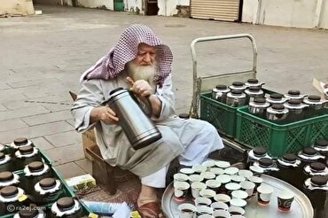 मस्जिद अल-नबी (पीबीयूएच) के सबसे बुजुर्ग स्वयंसेवक का निधन + वीडियो