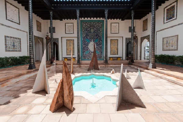متحف في وسط المحیط الهادئ یعرض الفنّ الإسلامي