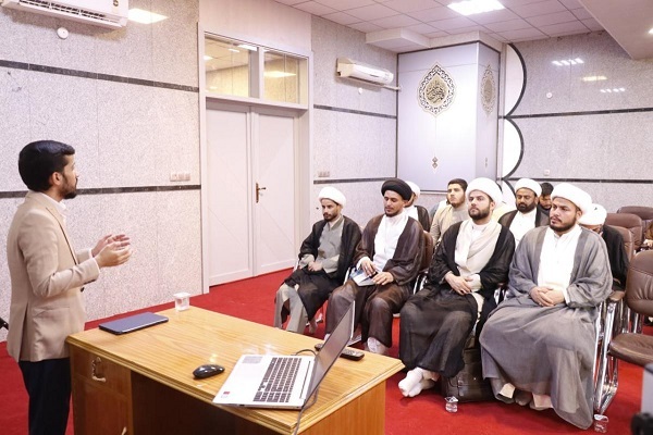 العراق: دورةٌ تخصّصيّة للمتفوّقين في المشروع القرآنيّ لطلبة العلوم الدينيّة + صور