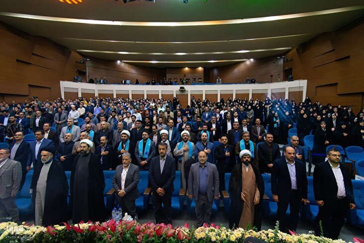 تقرير مصور | حفل ختام الدورة الـ39 من المهرجان القرآني لطلاب الجامعات الإیرانیة