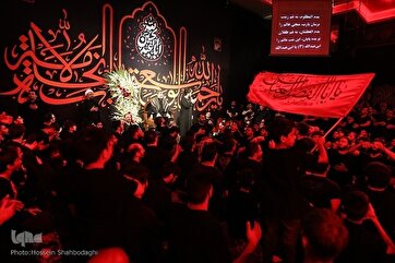İmam Hüseynin (ə) əzadarları Qumdakı Fatimiyyun heyətində