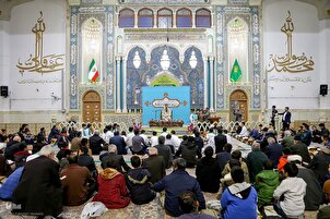 Fotos: Korantreffen im Heiligtum in Qom