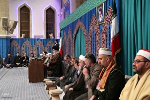 Fotos: Treffen des Staatschefs mit Teilnehmern des iranischen Koranwettbewerbs 2025