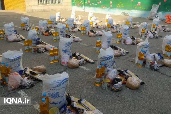 اهدای بسته معیشتی به نیازمندان کرجی در عید مبعث پیامبر مهربانی‌ها  + عکس