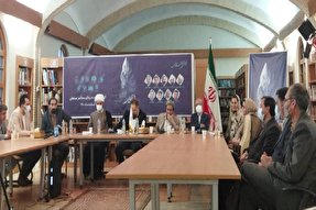 محفل شعرخوانی «نیکوکاری» در کرمان برگزار شد