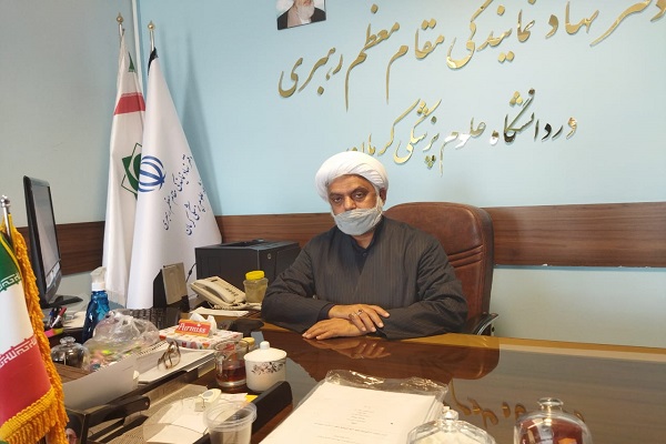 حجت&zwnj;الاسلام علی عارفی مسئول دفتر نهاد نمایندگی مقام معظم رهبری در دانشگاه علوم پزشکی کرمان