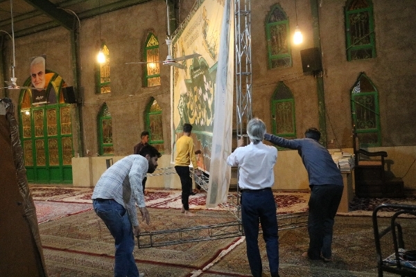 استقبال جوانان ده زیار از ماه رمضان با نظافت مسجد