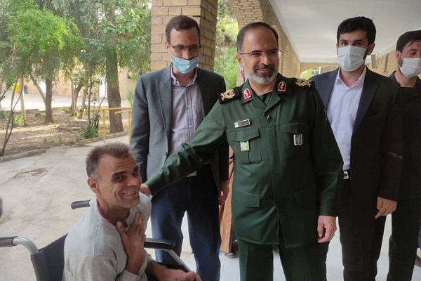 اعلام آمادگی سپاه قم در حمایت از امور آسایشگاه انوار آفتاب + عکس