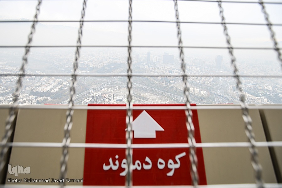 تهران؛ آبی کرونایی، قرمز آلودگی