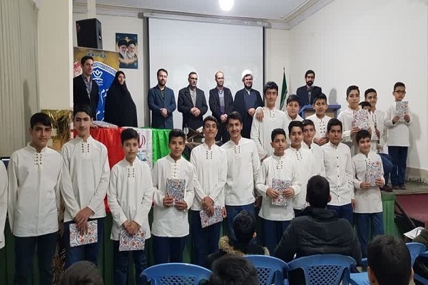 برگزاری محفل انس با قرآن در قزوین + عکس