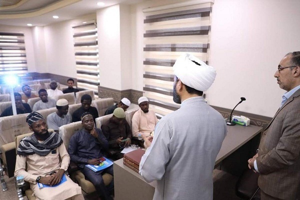 برگزاری دوره قرآنی طلاب آفریقایی در نجف + عکس