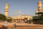 اهدای کمک‌های خیریه مسجدی در نیجریه به نیازمندان