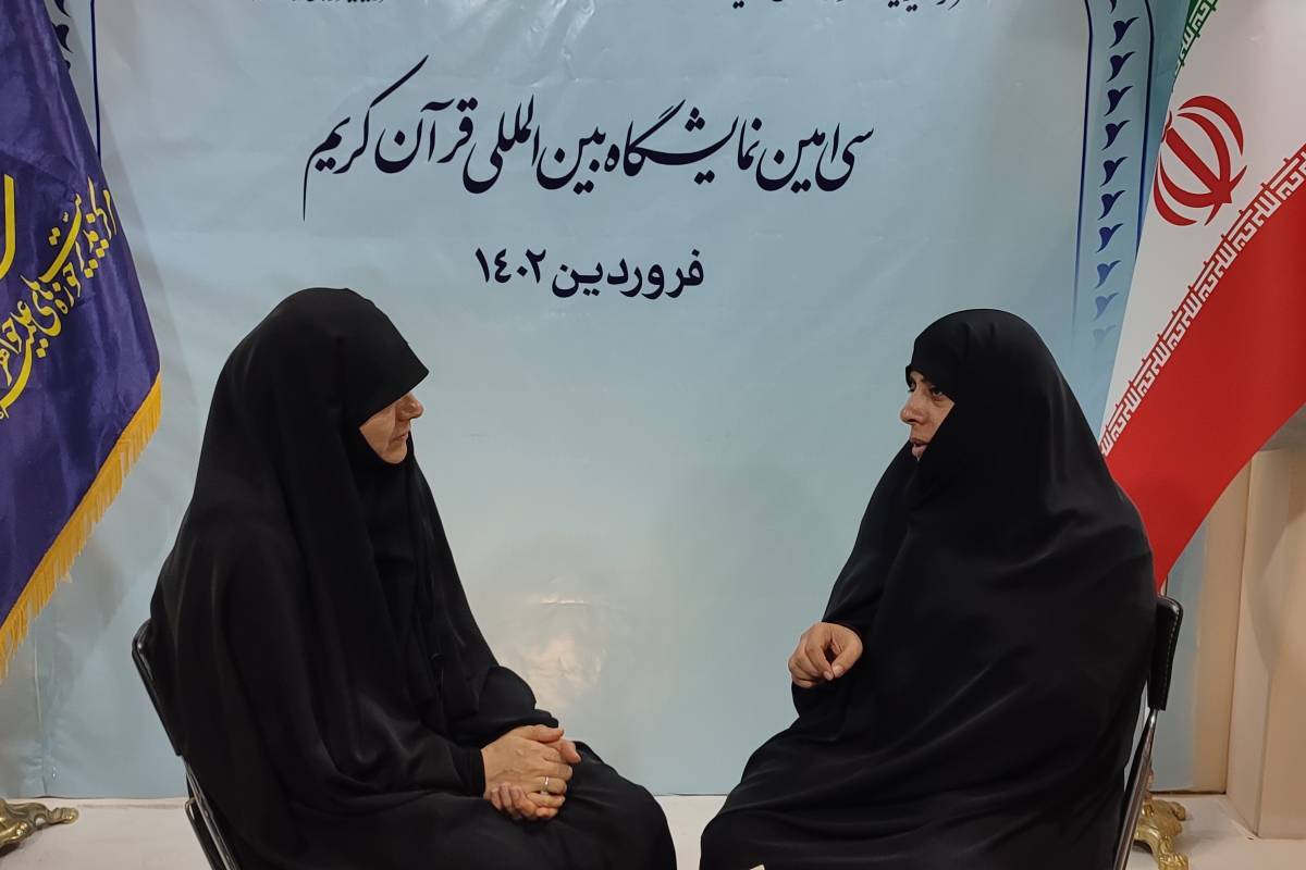 تبیین و تربیت انسان، مهم‌ترین وظیفه زن تراز انقلاب اسلامی است