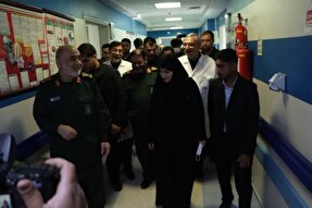 عیادت فرمانده کل سپاه از مجروحان حادثه تروریستی کرمان