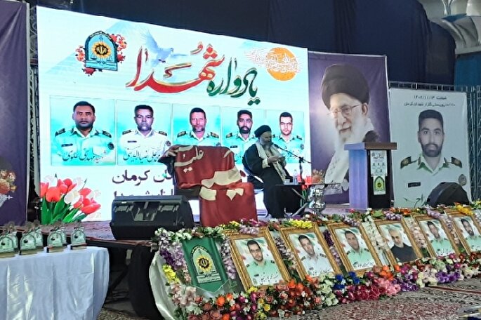 جهاد و ایستادگی، تنها راه برافراشتن پرچم اسلام بر قله‌های رفیع است