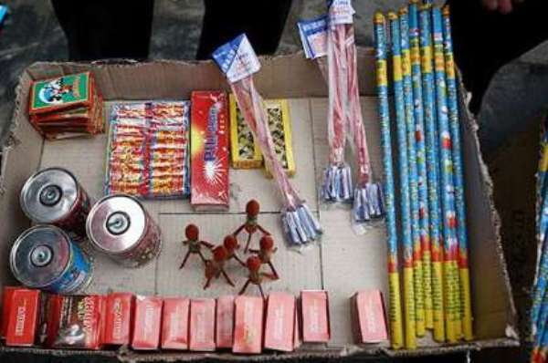 ممنوعیت فروش مواد محترقه در فضای مجازی