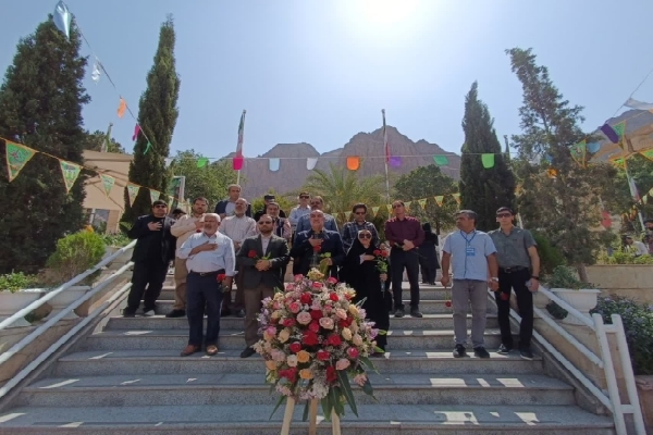 اختتامیه نخستین جشنواره جهانی «شعر مقاومت»