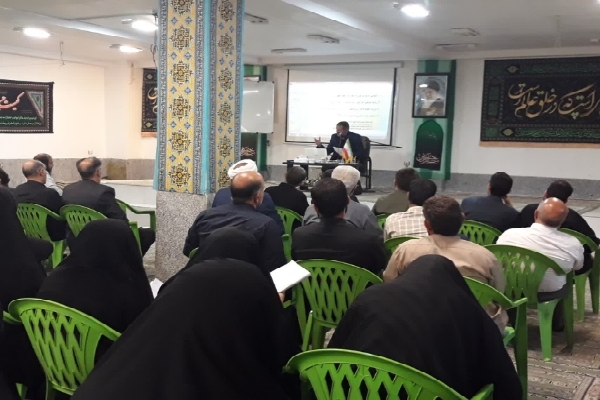 دوره آموزشی آشنایی با قرآن‌پژوهی غیرمسلمانان در رفسنجان