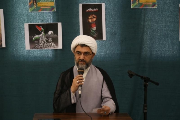 حجت‌الاسلام حسن عسکری مسئول دفتر نهاد نمایندگی رهبری در دانشگاه شهید باهنر