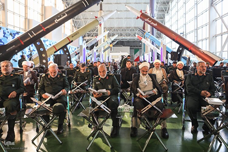 محفل انس با قرآن و دومین جشنواره قرآنی نور سپاه