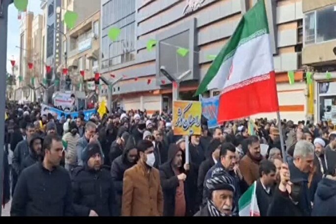 راهپیمایی ۲۲ بهمن در کردستان آغاز شد