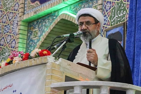 حضور میلیونی در تشییع پیکر شهید نصرالله پیامی برای دشمن بود