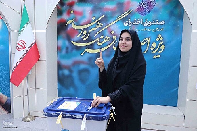 ۴۴.۱۱ درصد از مردم آذربایجان‌شرقی در انتخابات شرکت کردند + فیلم