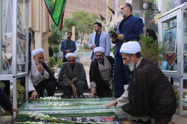 ادای احترام مقامات قضایی جنوب شرق کشور به شهدای کرمان