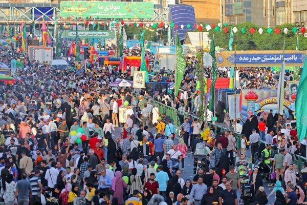 استقرار ۲۲۰۰ پاکبان برای نظافت معابر در جشن غدیر