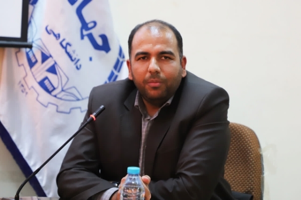 مهدی بازمانده رئیس جهاد دانشگاهی کرمان