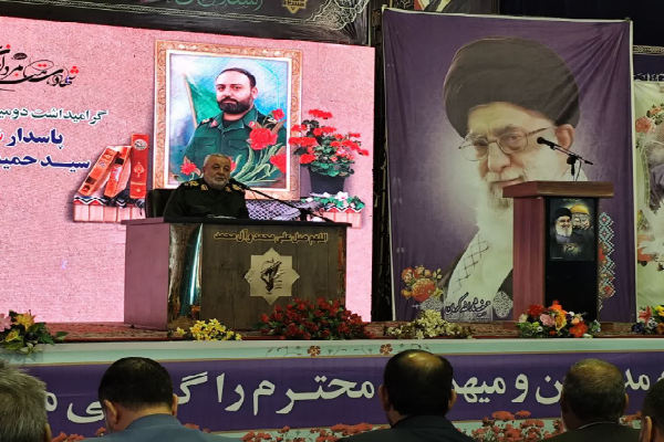 مشاور فرمانده کل سپاه پاسداران