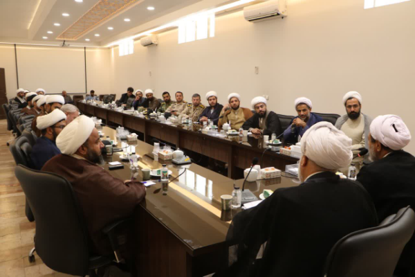 دیدار امام‌جمعه کرمان با عقیدتی ارتش