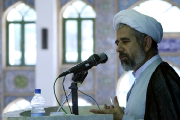 حجت الاسلام والمسلمین صباحی امام جمعه موقت کرمان