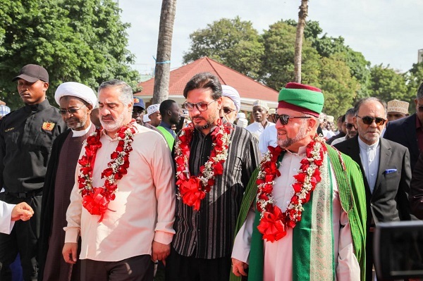 برگزاری محفل بزرگ قرآنی در دارالسلام تانزانیا + فیلم و عکس