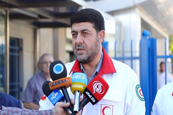 بدرقه امدادگران داوطلب هلال احمر برای خدمت‌رسانی در اربعین