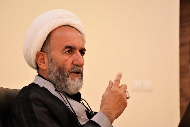 محاسن کلام اهل بیت(ع)، قلوب افراد مستعد را جذب می‌کند