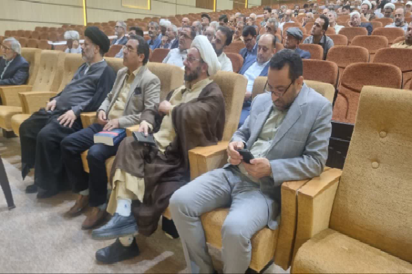 همایش متولیان موقوفات در کرمان