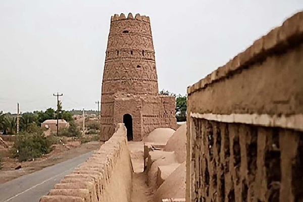 روستای شفیع‌آباد شهداد