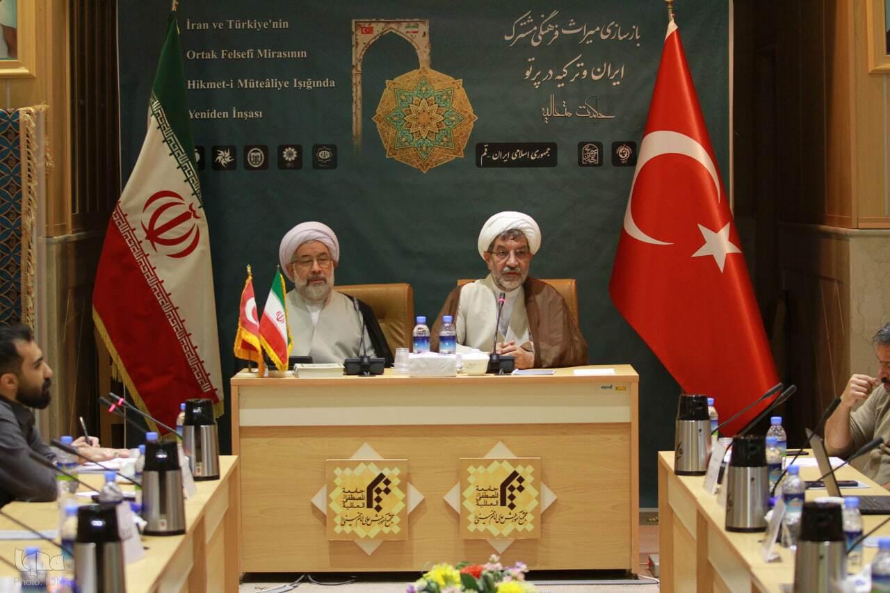 ایران و ترکیه می‌توانند در احیای تمدن نوین اسلامی نقش‌آفرین باشند