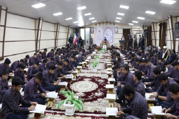 آیین آغاز به کار مسابقات قرآن در مدرسه ثارالله کرمان