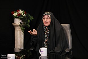 رسالت مادرانه و مسئولیت قرآنی؛ مسیر متفاوت یک بانوی پژوهشگر