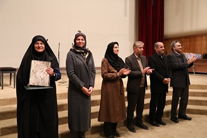 بانوان موفق دانشگاه شهید باهنر کرمان تجلیل شدند