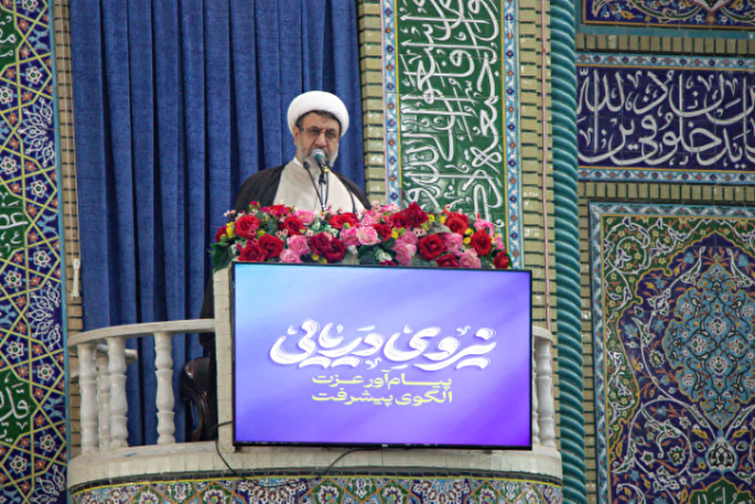 ملت ایران با اتحاد توطئه‌های دشمن را شکست دادند