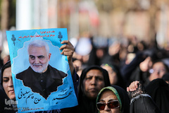 راهپیمایی مردم کرمان در پی شهادت سردار سپهبد شهید قاسم سلیمانی