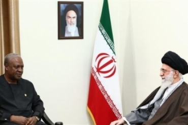 Imam Khamenei incontra il presidente del Ghana