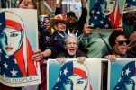 “I Am A Muslim Too” in migliaia in piazza a New York contro Trump e il bando per i musulmani