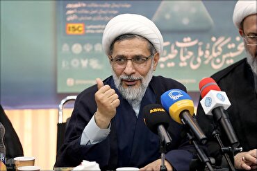 Iran: lanciata un'iniziativa per documentare la vita di 84.000 studiosi musulmani