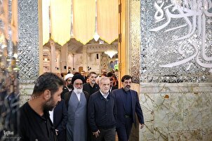 Kehadiran presiden di Makam suci Hazrat Masumah dan bertemu dengan ulama semasa lawatannya ke Qom
