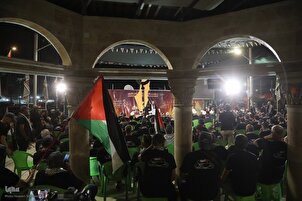 Perarakan Seruan Al-Aqsa dalam perjalanan dari Najaf ke Karbala